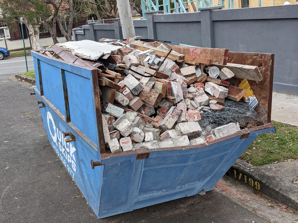 Liverpool area Skip Bin Hire, Casula, Ingleburn & Macquarie Fields for bricks and concrete.