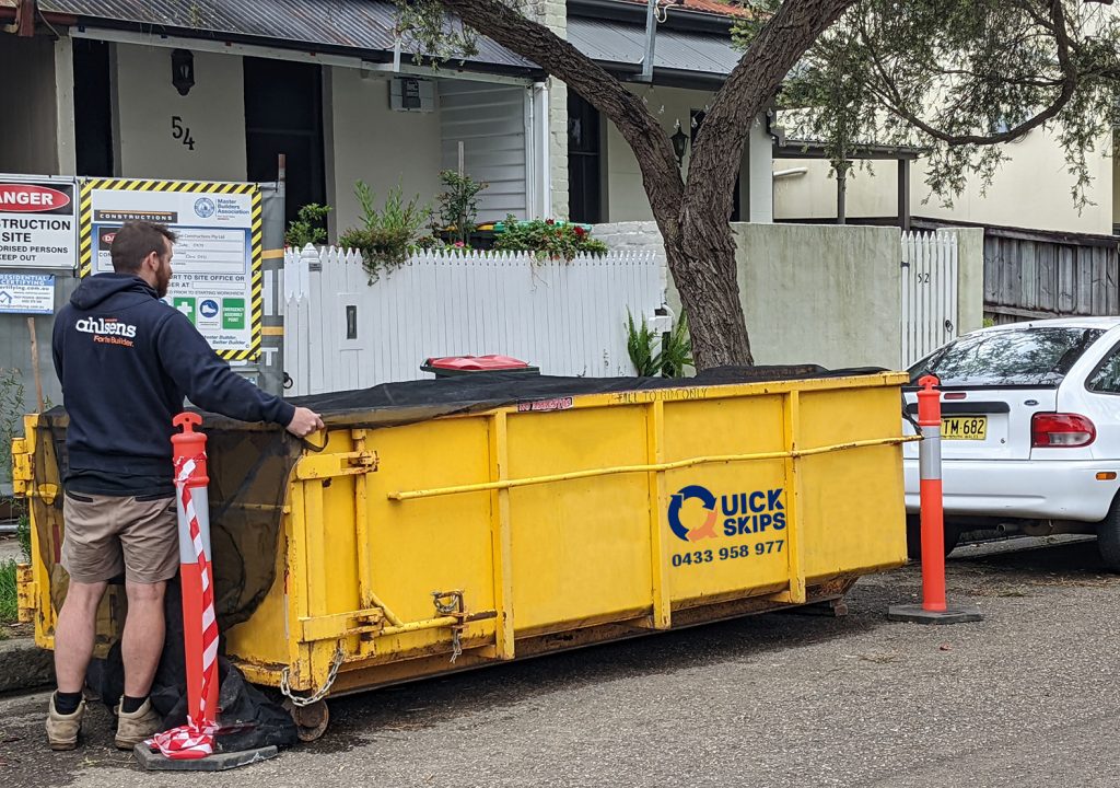 Hook skip bin hire load skip bin hire Sydney Hook Lift Skips Loader Bins Fairfield, Wetherill Park, Smithfield. What are Hook Skip Bins and how are they used