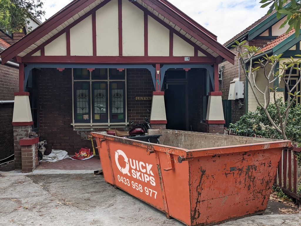 Penrith Skip Bin Hire 4 cubic metre skip bin dimensions and prices. Skip bins for the Penrith Area