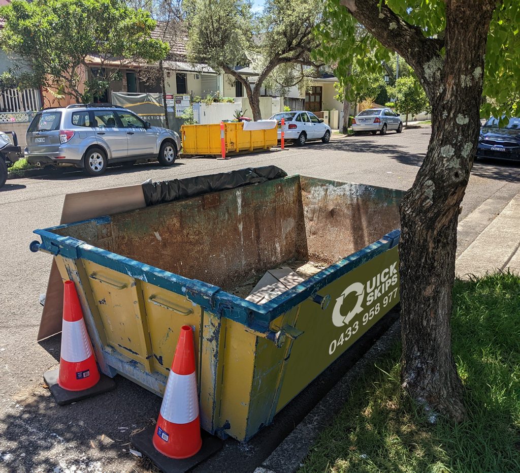 6 cubic meter skip bin hire with hook skip bin across the road. Greystanes, Merrylands, Lidcombe, Toongabbie, Granville.