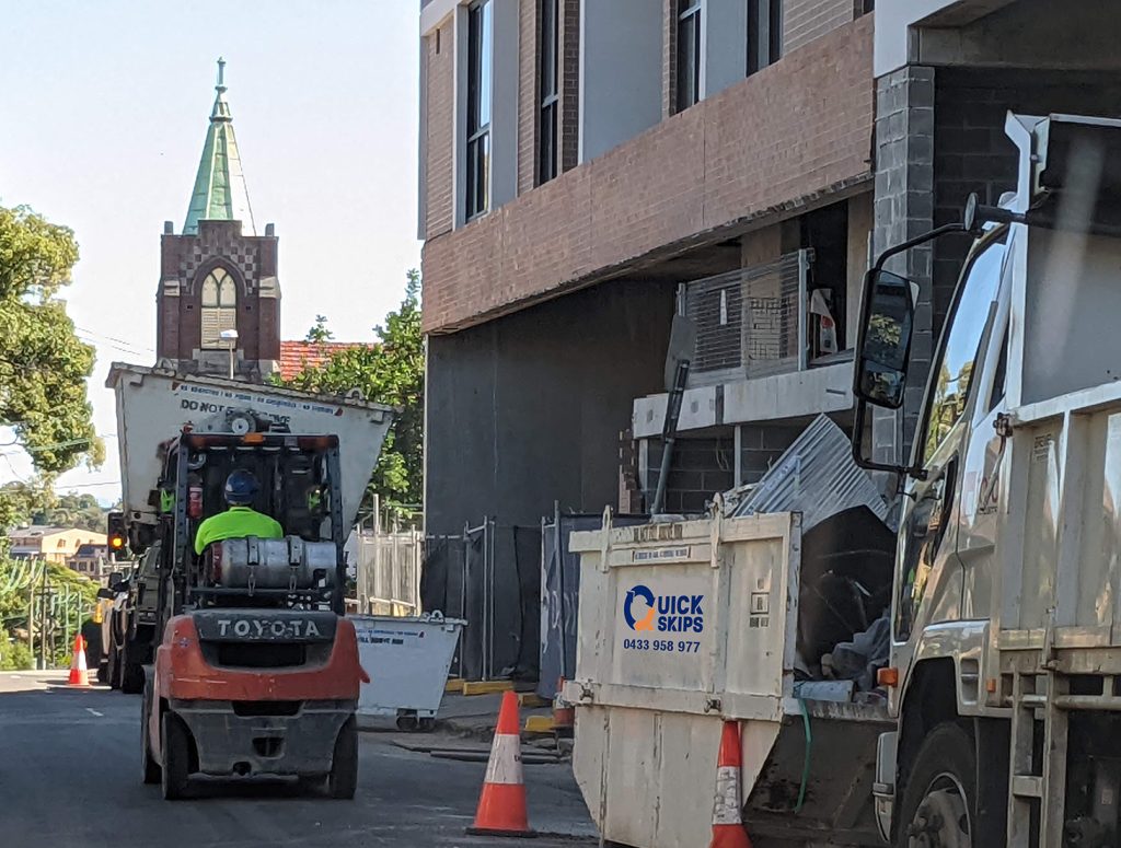 Canterbury Skip Bin Hire, Rubbish Skip Bins near me, Skip bin removal service from construction sites in Sydney.