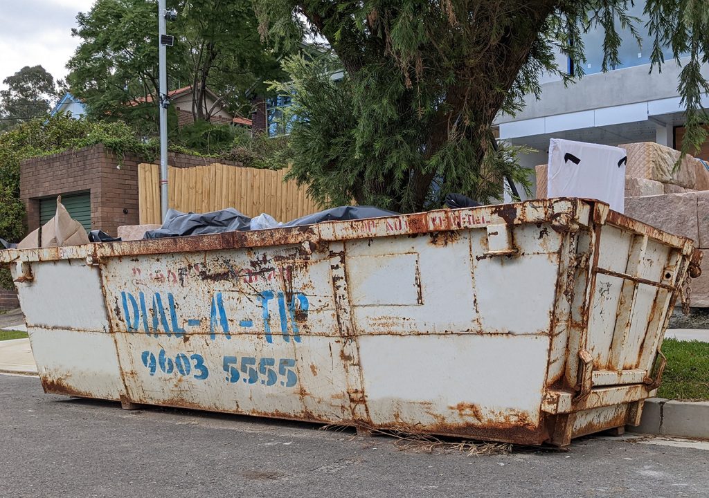 Dial A Tip Skip bins hire Macarthur Area, Skip bin hire 6m3 price for building rubble.