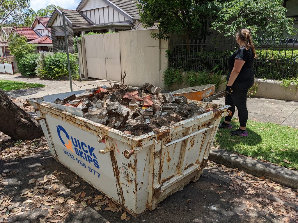 Dial A Tip Quick Skip bins hire Macarthur Area, Skip bin hire 6m3 price for building rubble.